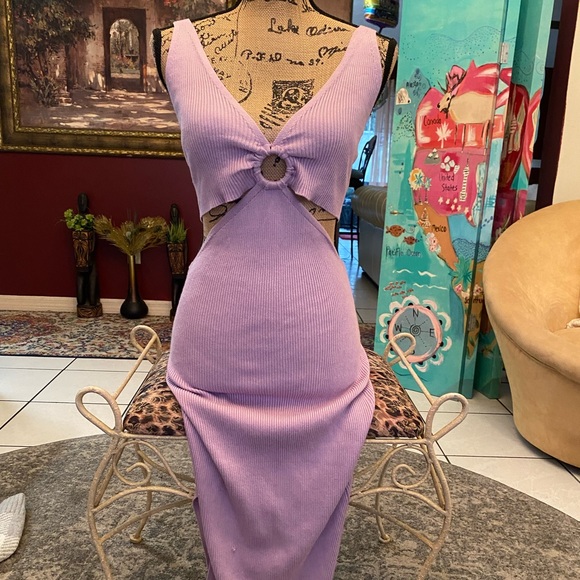 Dresses & Skirts - Gorgeous lavender dress size XL 💜💜💜